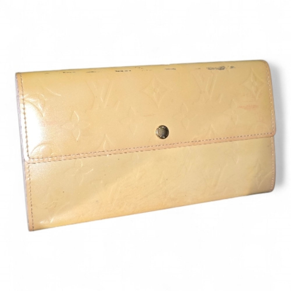 Louis Vuitton Vernis Sarah Bifold Wallet